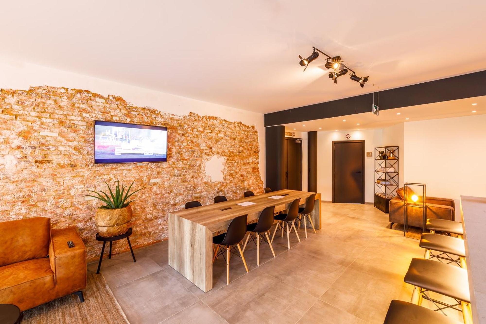 Hotel B-inn